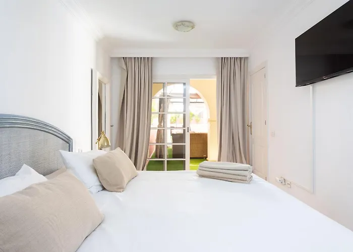 Eden Duke-paradise Jacuzzi Terrace Retreat