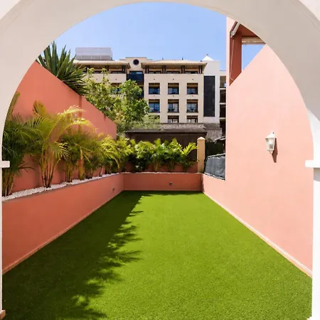 Eden Duke-paradise Jacuzzi Terrace Retreat أذيخي